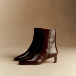 NWT Sézane Garance Ankle Boots in Chocolate Brown